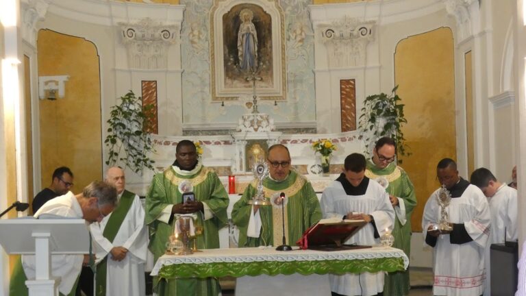 Un momento di grazia: l’esposizione della statua restaurata di San Francesco di Paola